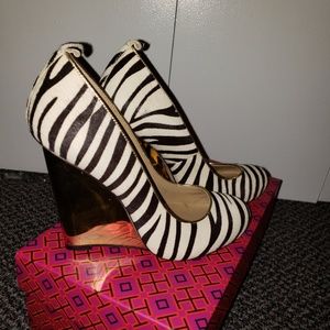 BCBG Mazazria Valletta